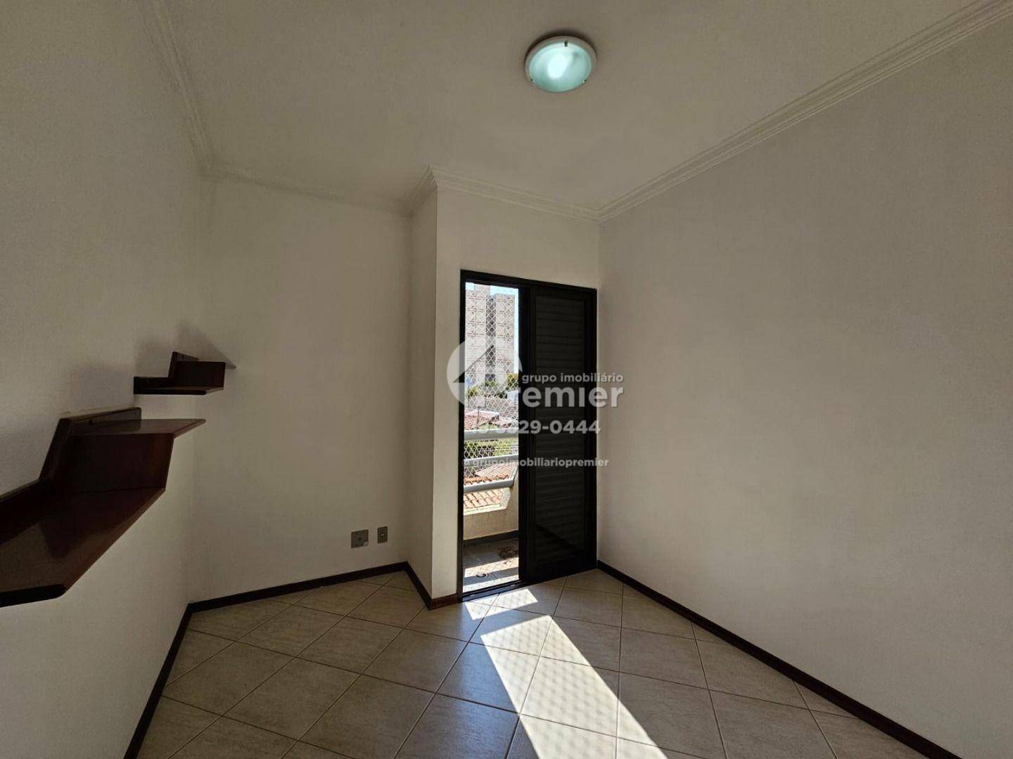 Apartamento para alugar com 3 quartos, 119m² - Foto 13