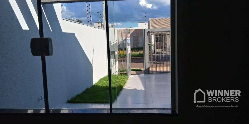 Casa à venda com 3 quartos, 106m² - Foto 3