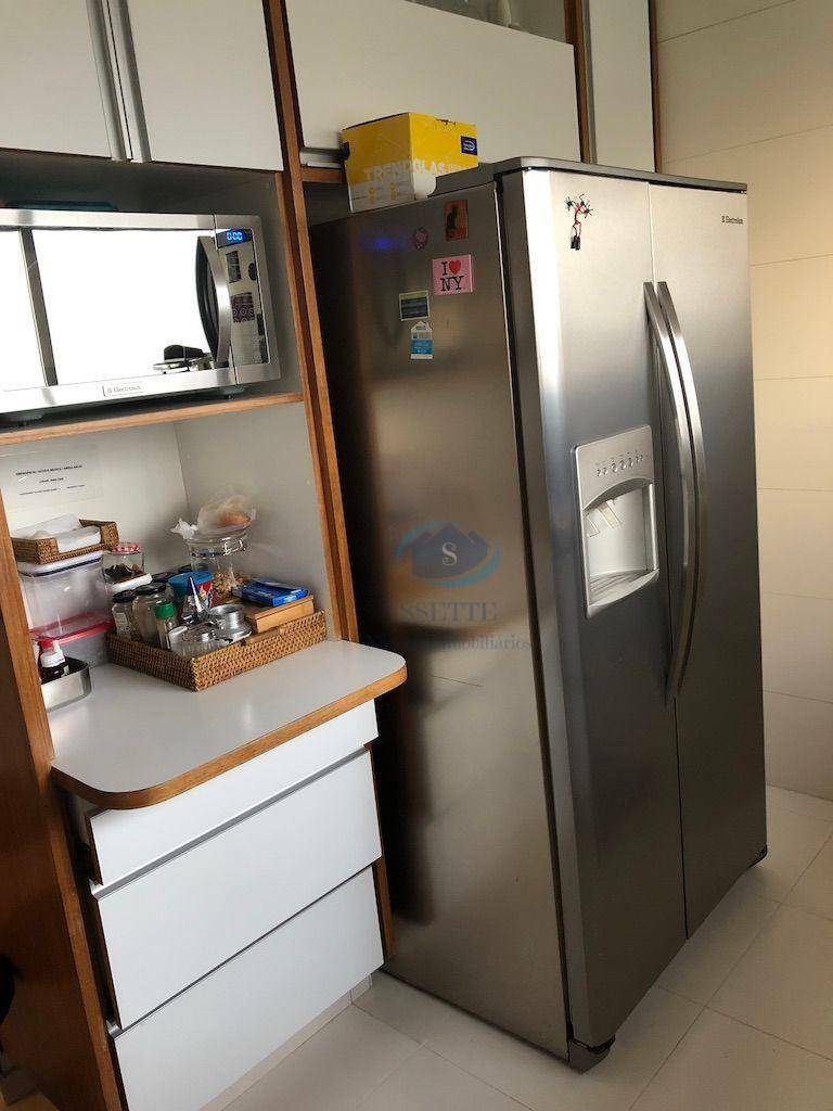 Apartamento à venda com 3 quartos, 132m² - Foto 18