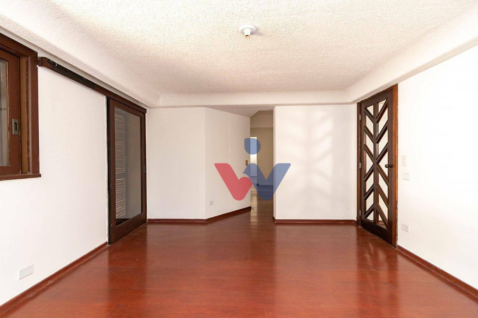 Casa à venda com 5 quartos, 1200m² - Foto 16