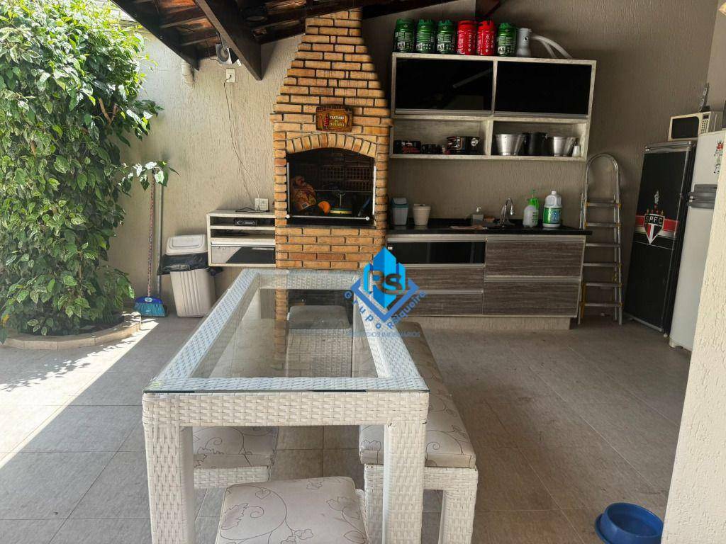 Sobrado à venda com 4 quartos, 350m² - Foto 4