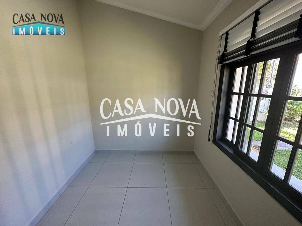 Casa de Condomínio para alugar com 3 quartos, 350m² - Foto 15