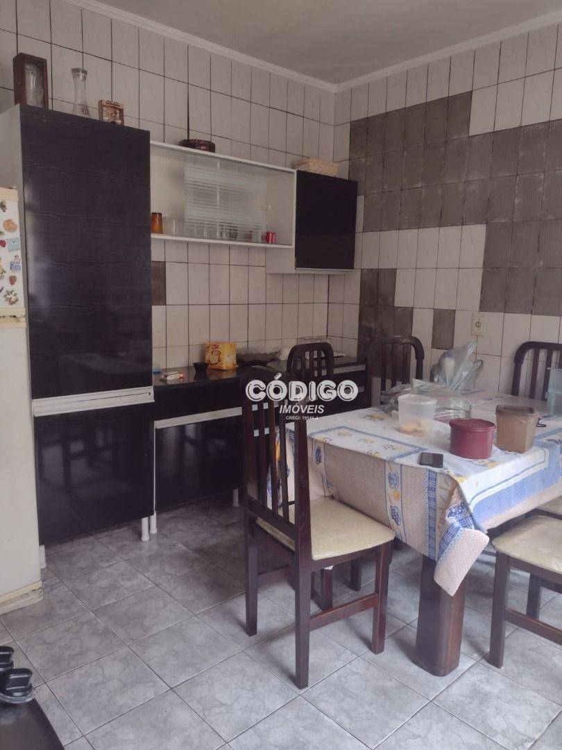 Casa à venda com 2 quartos, 190m² - Foto 18