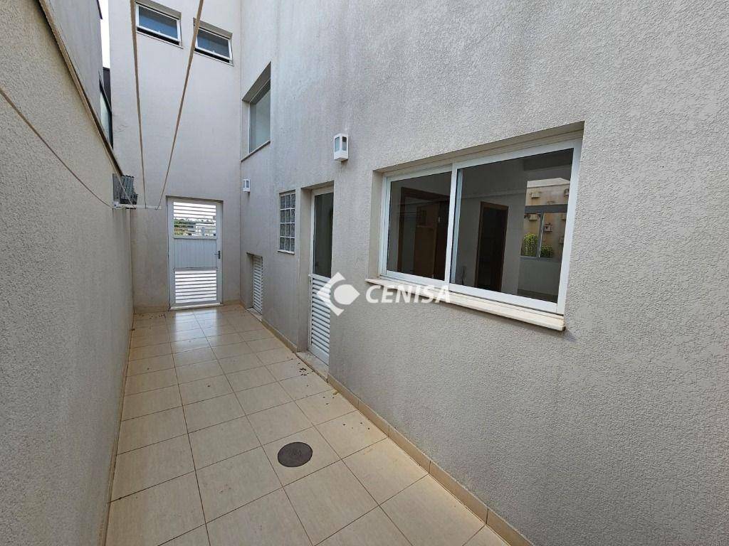 Casa de Condomínio à venda e aluguel com 3 quartos, 278m² - Foto 19