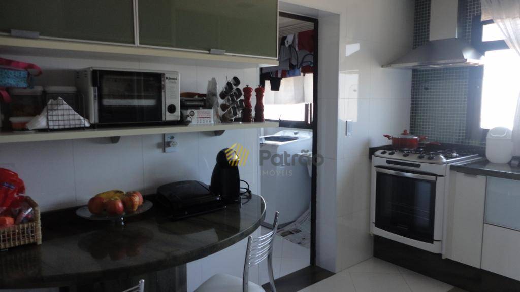 Cobertura à venda com 3 quartos, 300m² - Foto 6