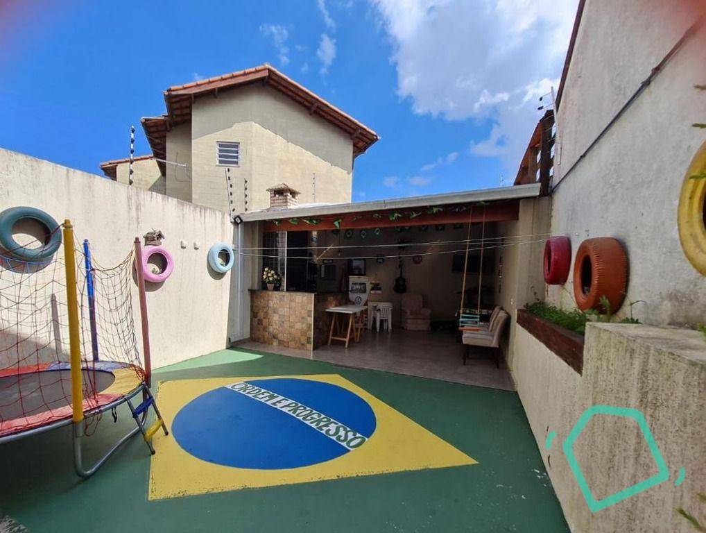 Casa à venda com 3 quartos, 97m² - Foto 20