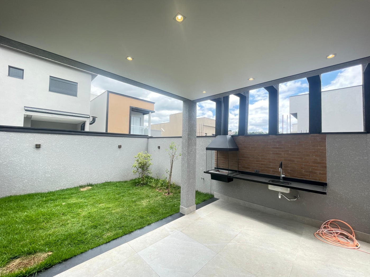 Casa à venda com 3 quartos, 130m² - Foto 10