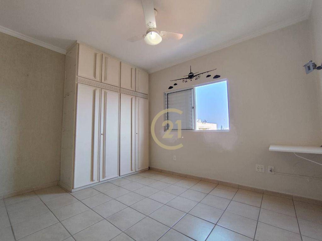 Apartamento à venda com 3 quartos, 96m² - Foto 3