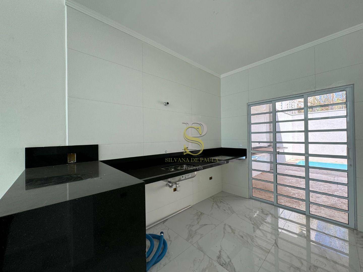 Casa à venda com 3 quartos, 132m² - Foto 8