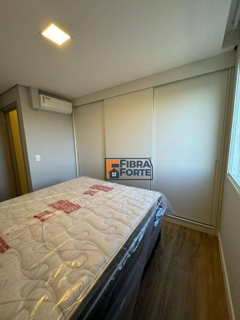 Apartamento à venda com 3 quartos, 80m² - Foto 12