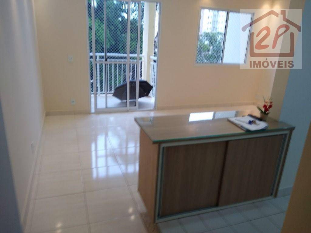 Apartamento à venda com 3 quartos, 67m² - Foto 2