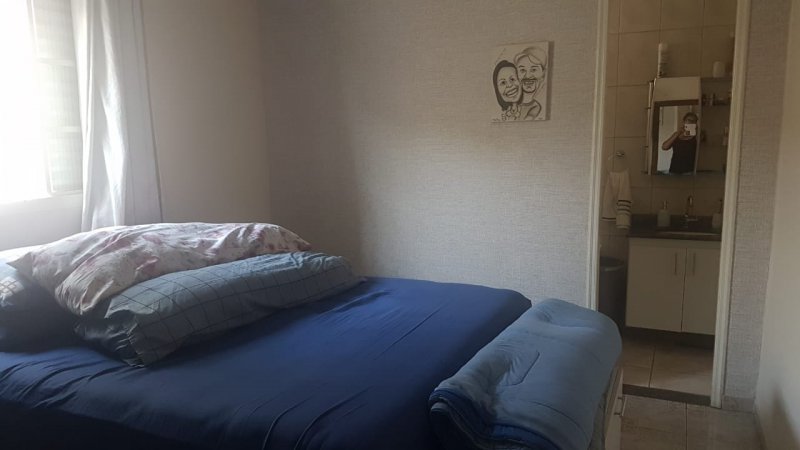 Casa à venda com 3 quartos, 90m² - Foto 10