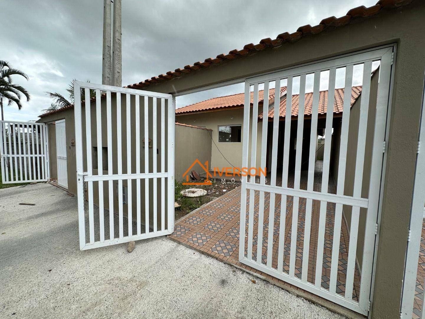 Casa à venda com 2 quartos, 70m² - Foto 16