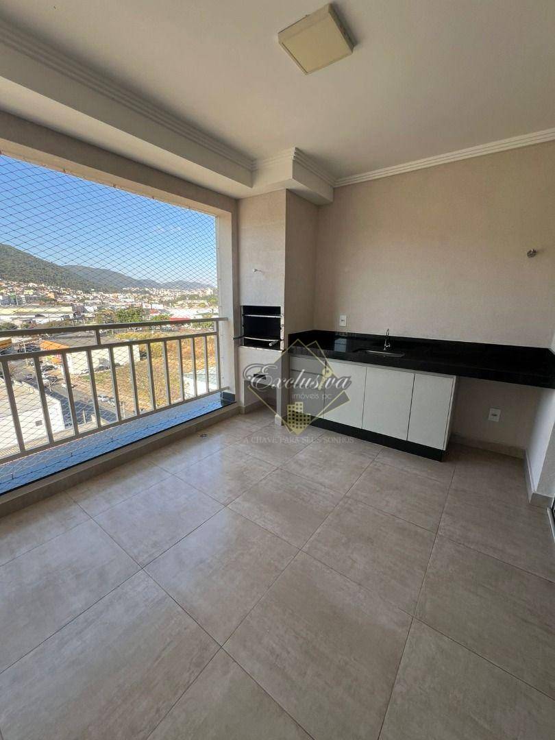 Apartamento, 3 quartos, 120 m² - Foto 2