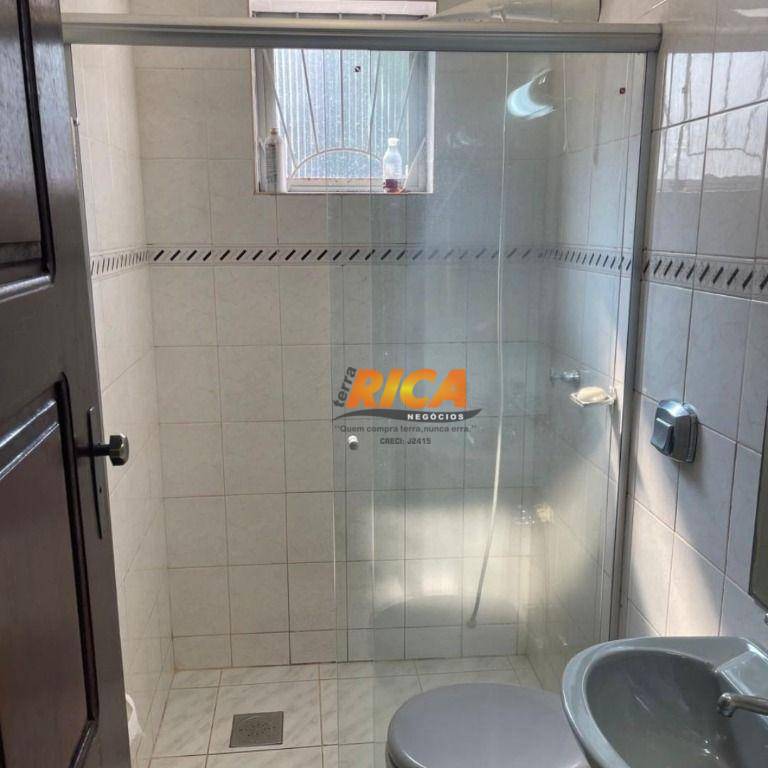 Casa de Condomínio à venda com 3 quartos, 400m² - Foto 20