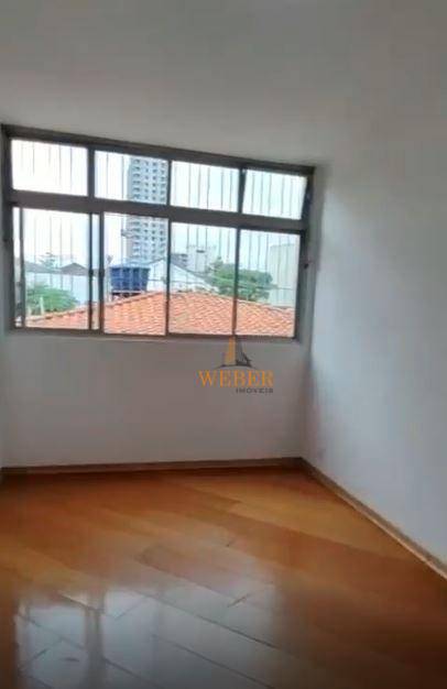 Apartamento à venda com 2 quartos, 70m² - Foto 12