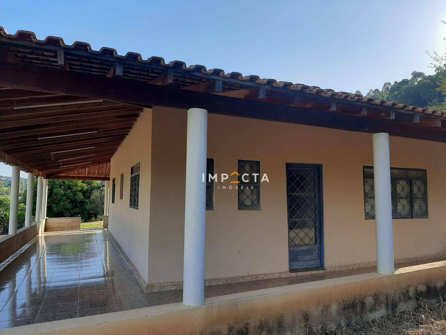 Chácara à venda com 3 quartos, 1500M2 - Foto 1