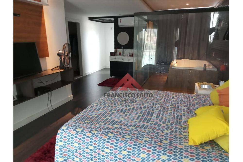 Casa à venda com 3 quartos, 235m² - Foto 17