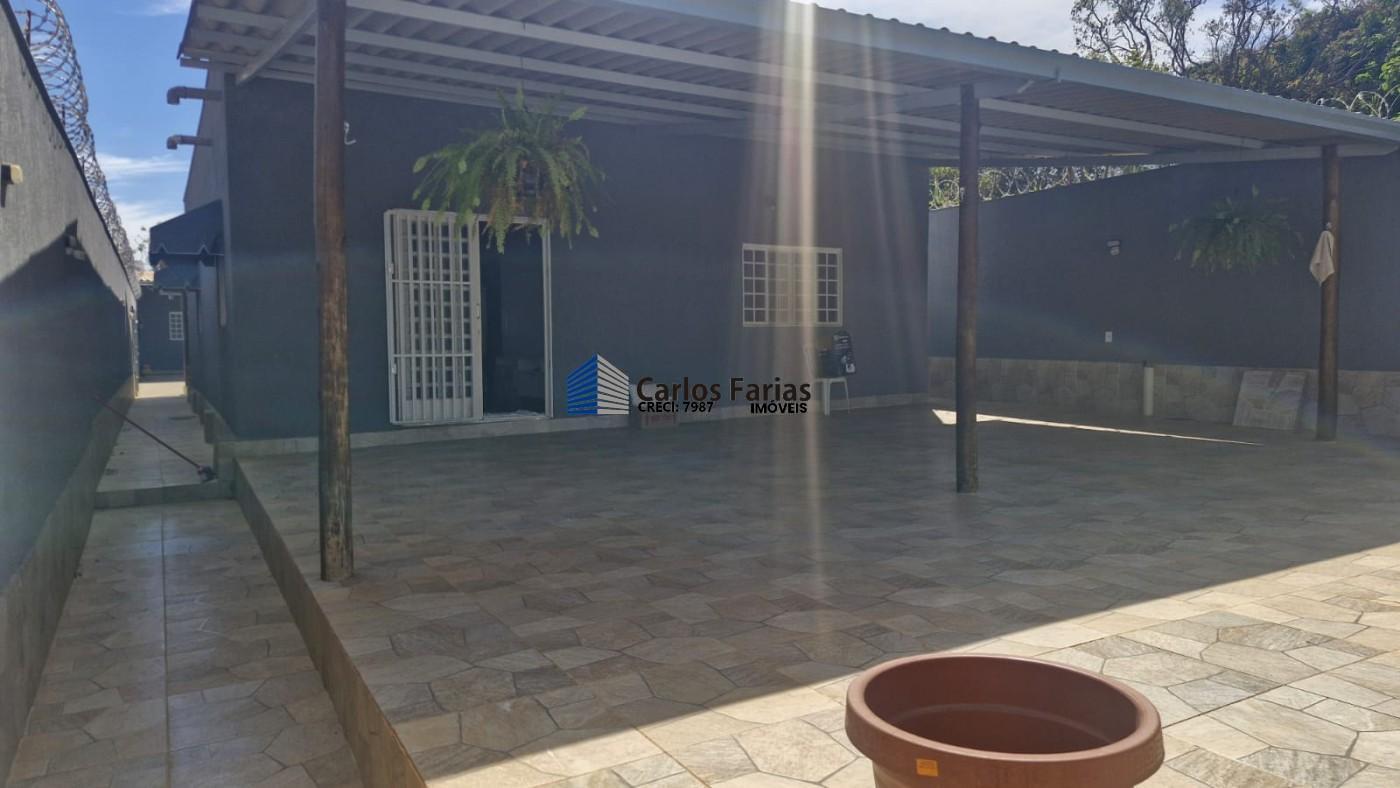 Casa de Condomínio à venda com 3 quartos, 240m² - Foto 4