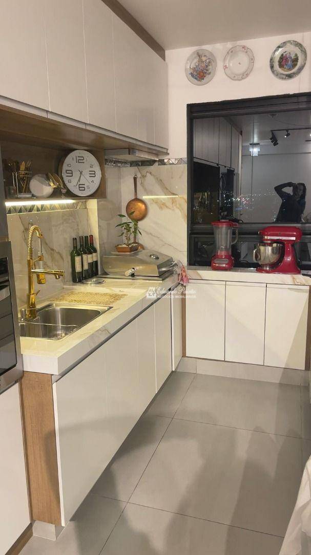 Apartamento à venda com 3 quartos, 79m² - Foto 9