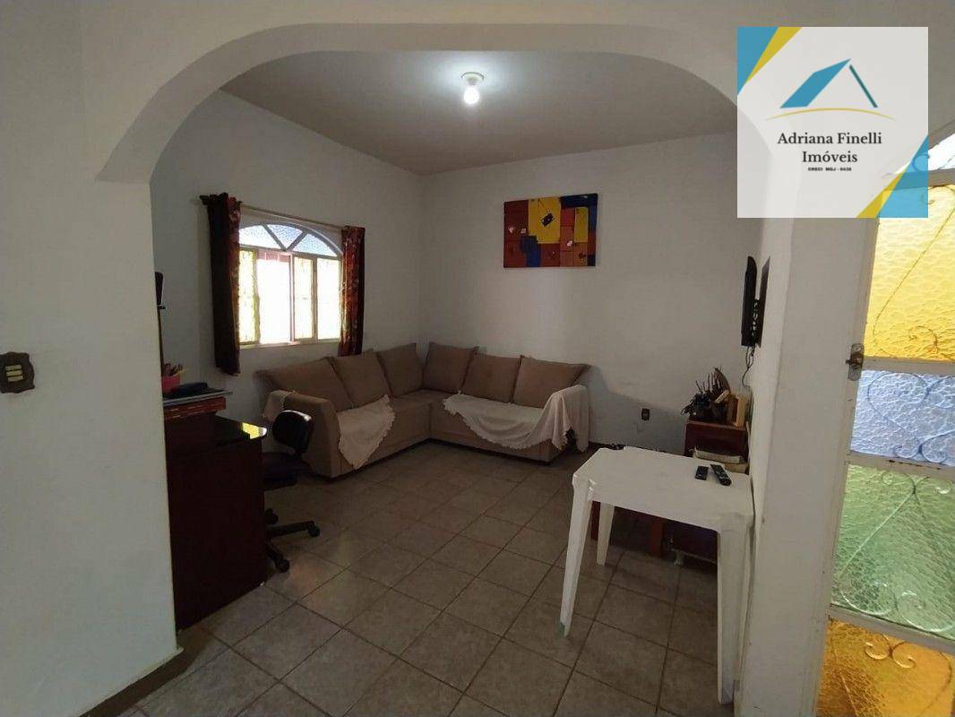 Casa à venda com 3 quartos, 145m² - Foto 4