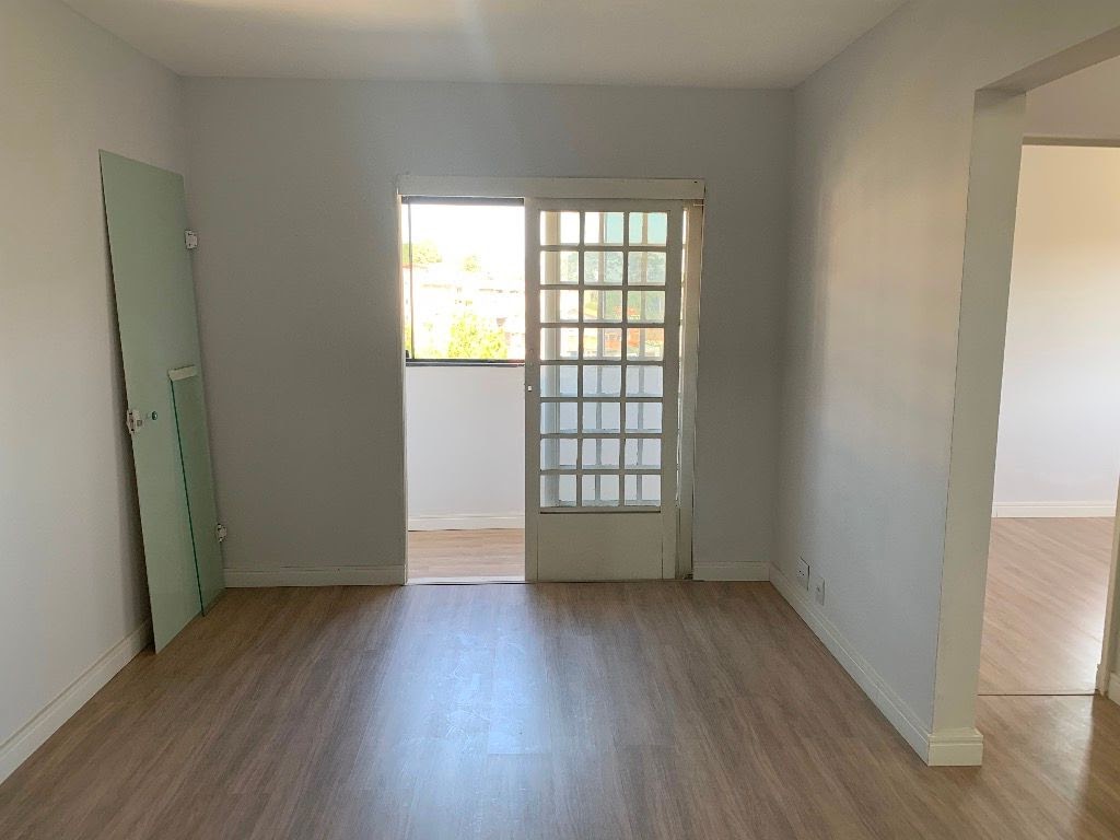 Apartamento à venda com 2 quartos, 60m² - Foto 6