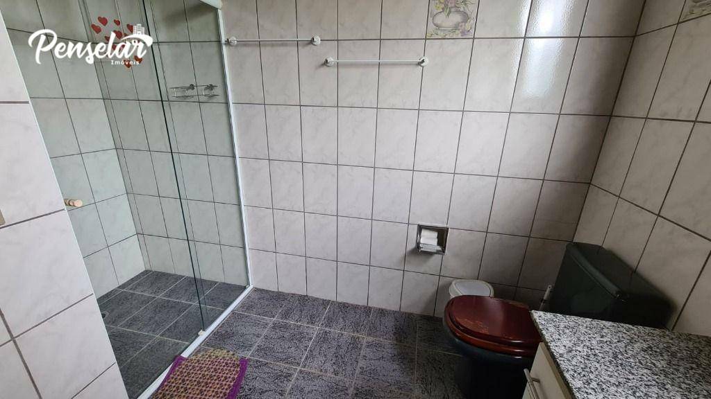 Casa de Condomínio à venda com 4 quartos, 320m² - Foto 20