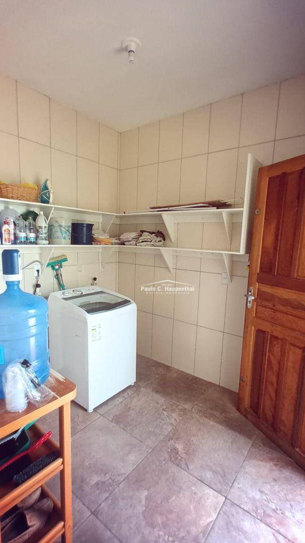 Casa à venda com 3 quartos, 198m² - Foto 27