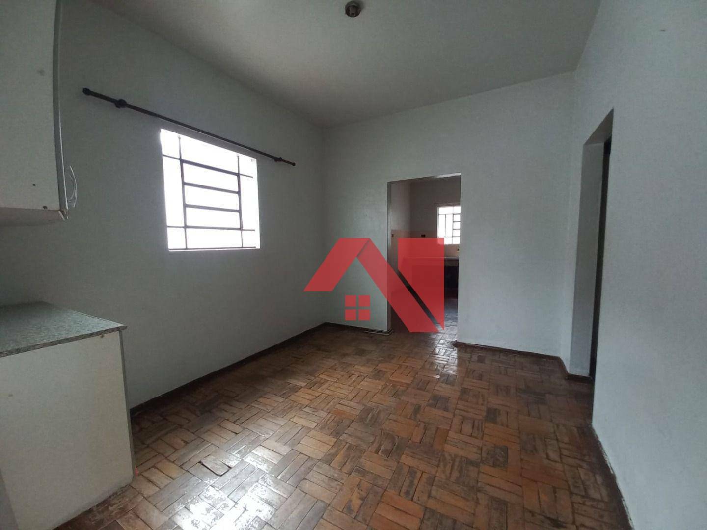 Casa à venda com 3 quartos, 180m² - Foto 12