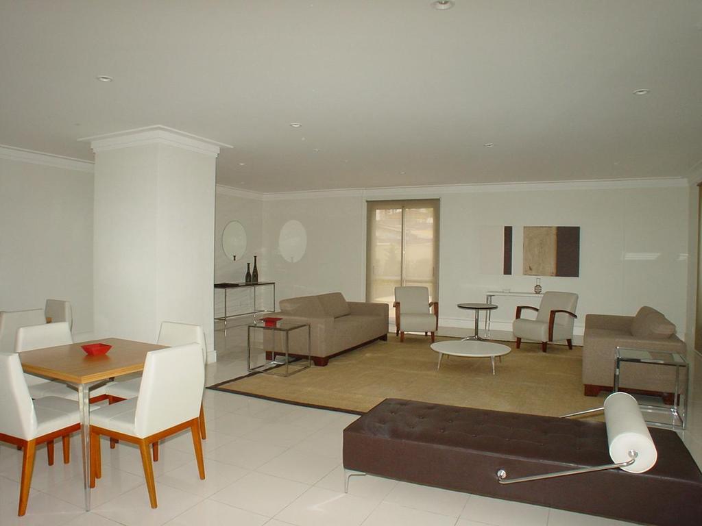 Apartamento à venda com 3 quartos, 97m² - Foto 9