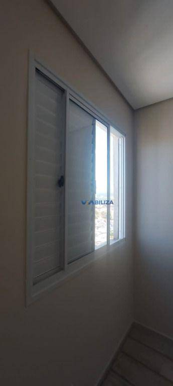 Apartamento à venda com 2 quartos, 43m² - Foto 26