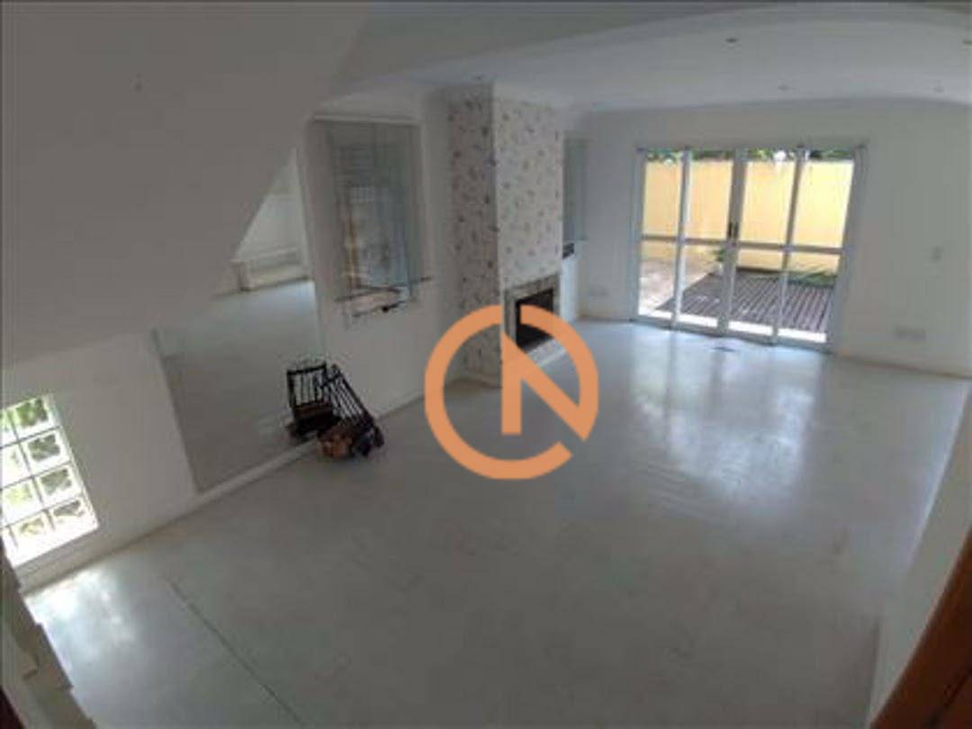 Casa à venda com 4 quartos, 217m² - Foto 15