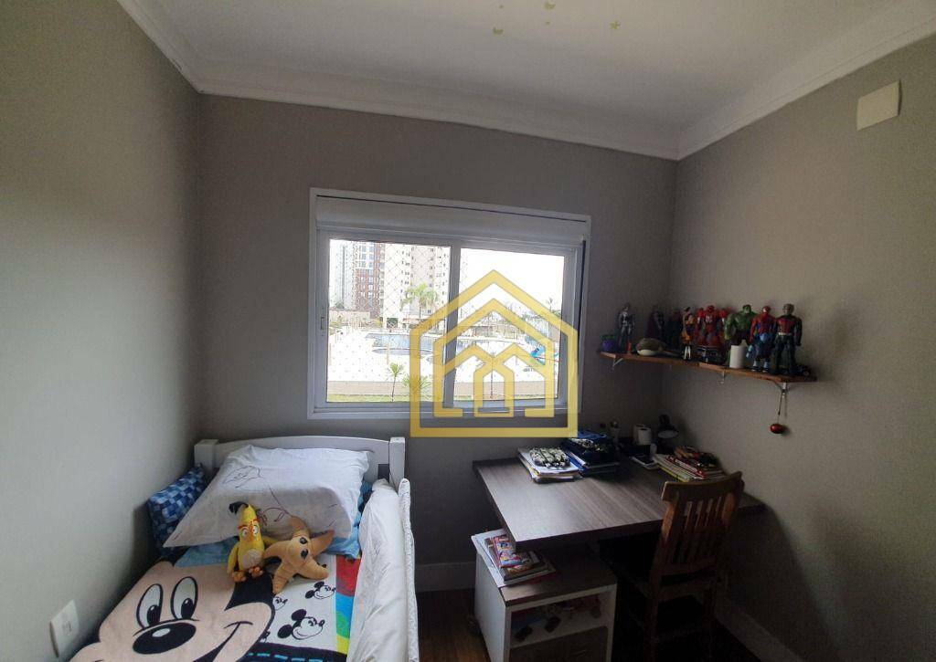 Apartamento à venda com 3 quartos, 146m² - Foto 32