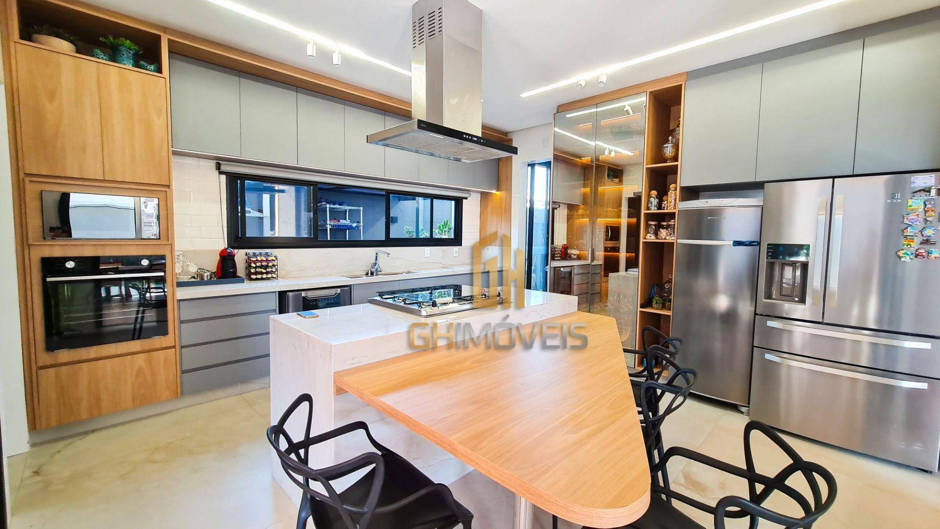 Sobrado à venda com 4 quartos, 414m² - Foto 37