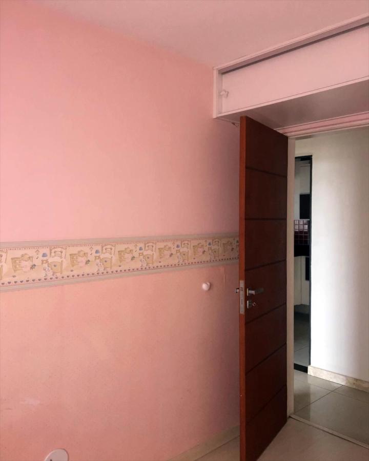 Apartamento à venda com 2 quartos, 67m² - Foto 2