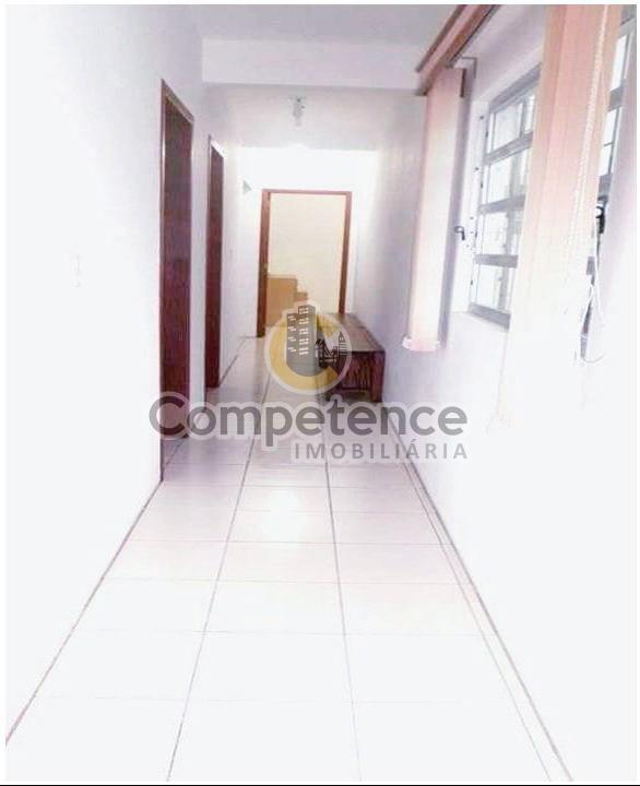 Casa à venda com 3 quartos, 228m² - Foto 9
