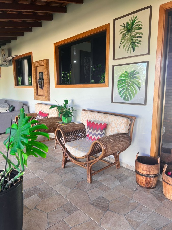 Casa à venda com 2 quartos, 990m² - Foto 9