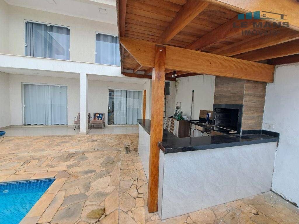 Casa à venda com 2 quartos, 150m² - Foto 9