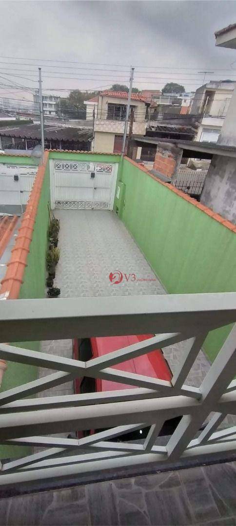 Sobrado à venda com 2 quartos, 120m² - Foto 3