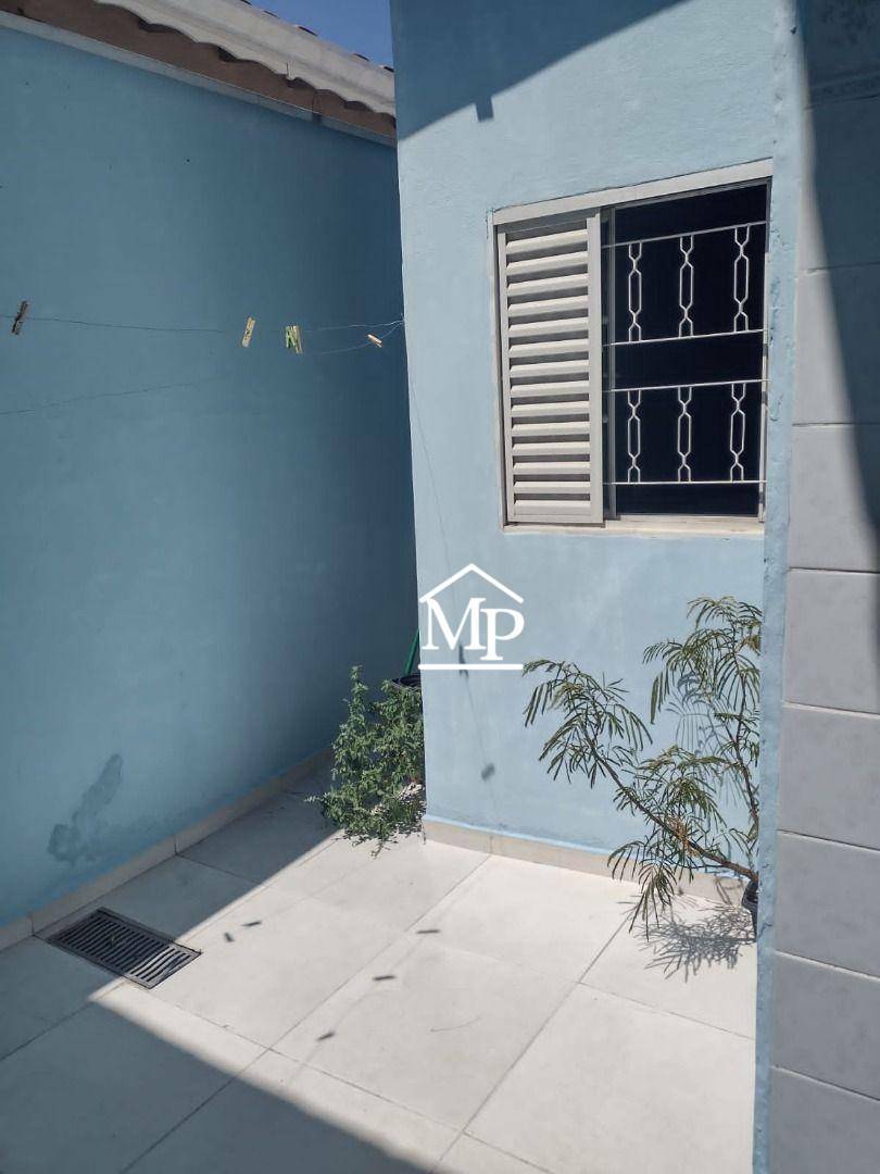 Casa à venda com 3 quartos, 125m² - Foto 15