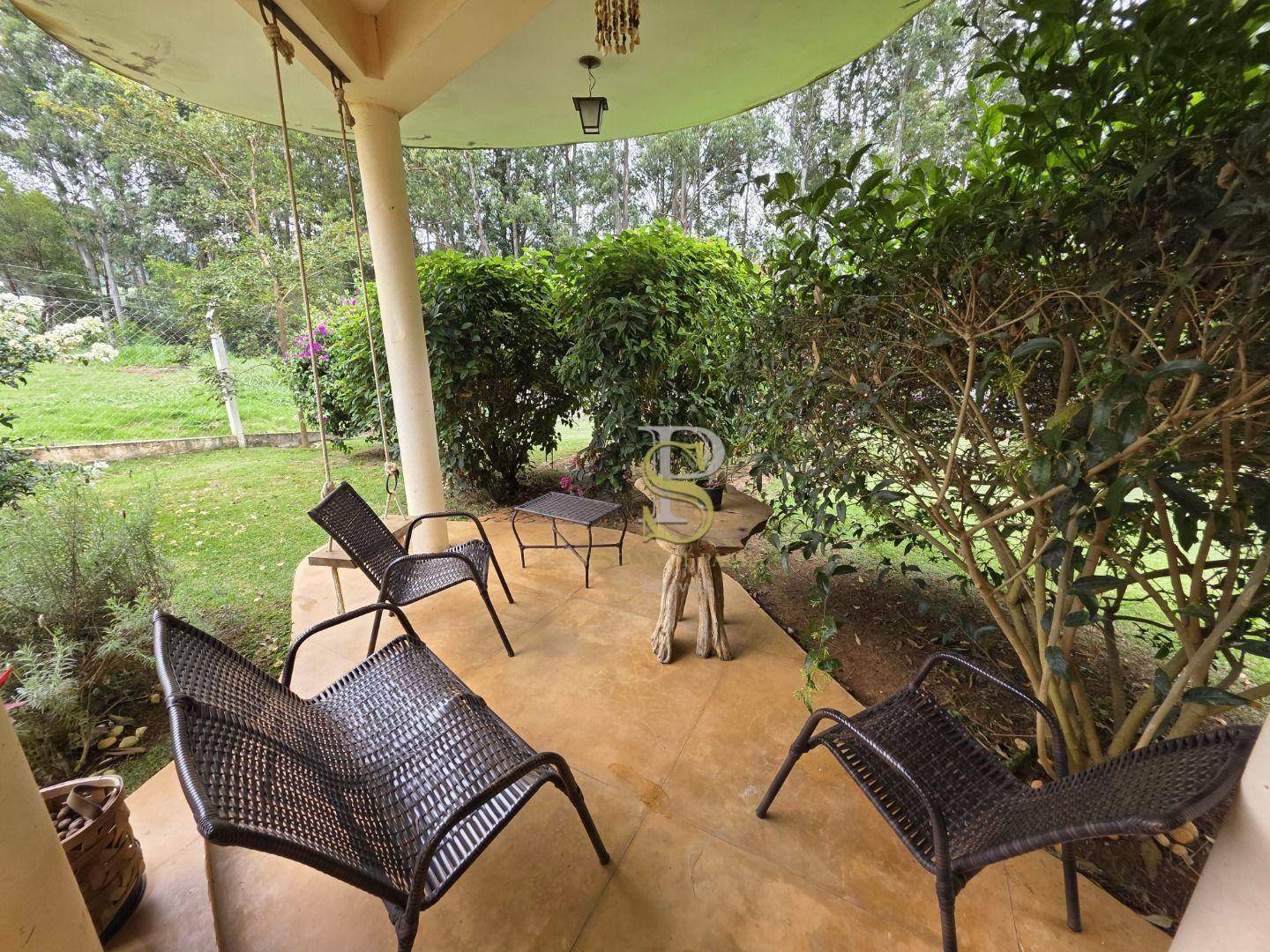 Casa à venda com 3 quartos, 176m² - Foto 5