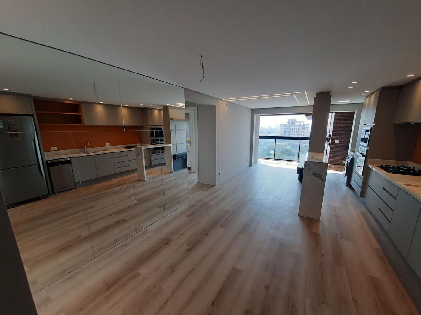 Apartamento à venda com 2 quartos, 73m² - Foto 4