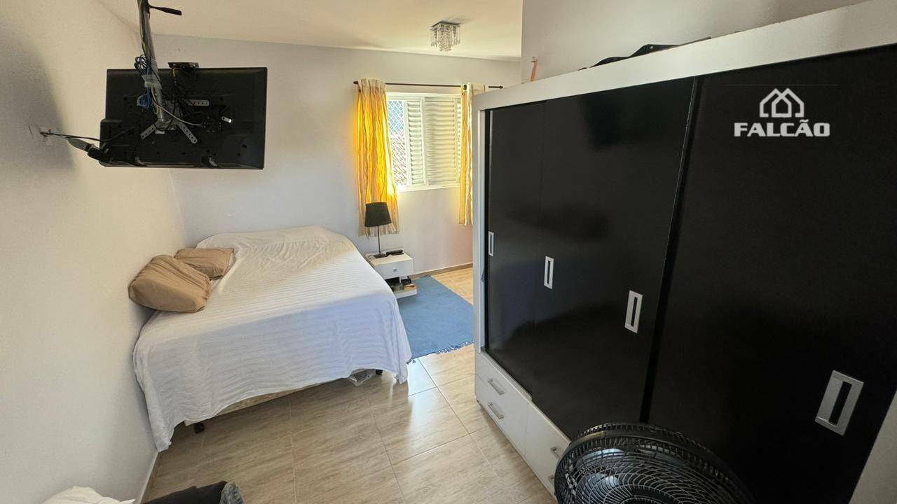 Sobrado à venda com 3 quartos, 230m² - Foto 5