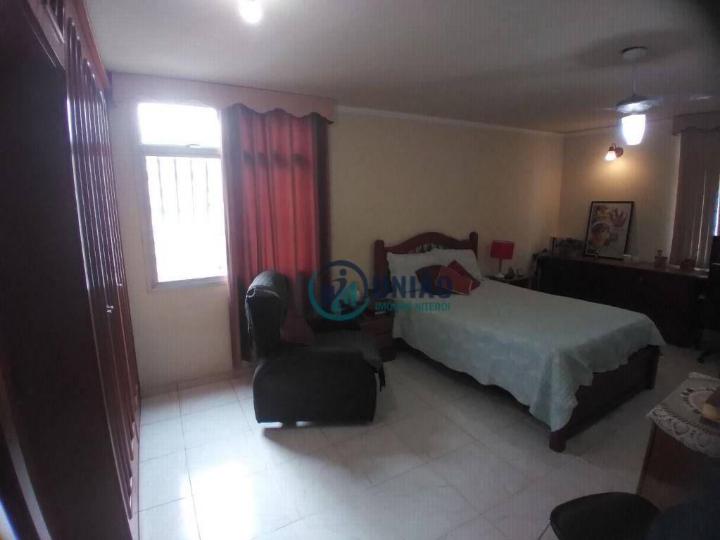 Apartamento à venda com 3 quartos, 140m² - Foto 6