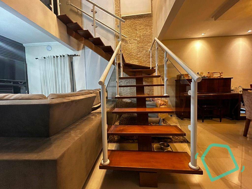 Casa de Condomínio à venda com 3 quartos, 330m² - Foto 6