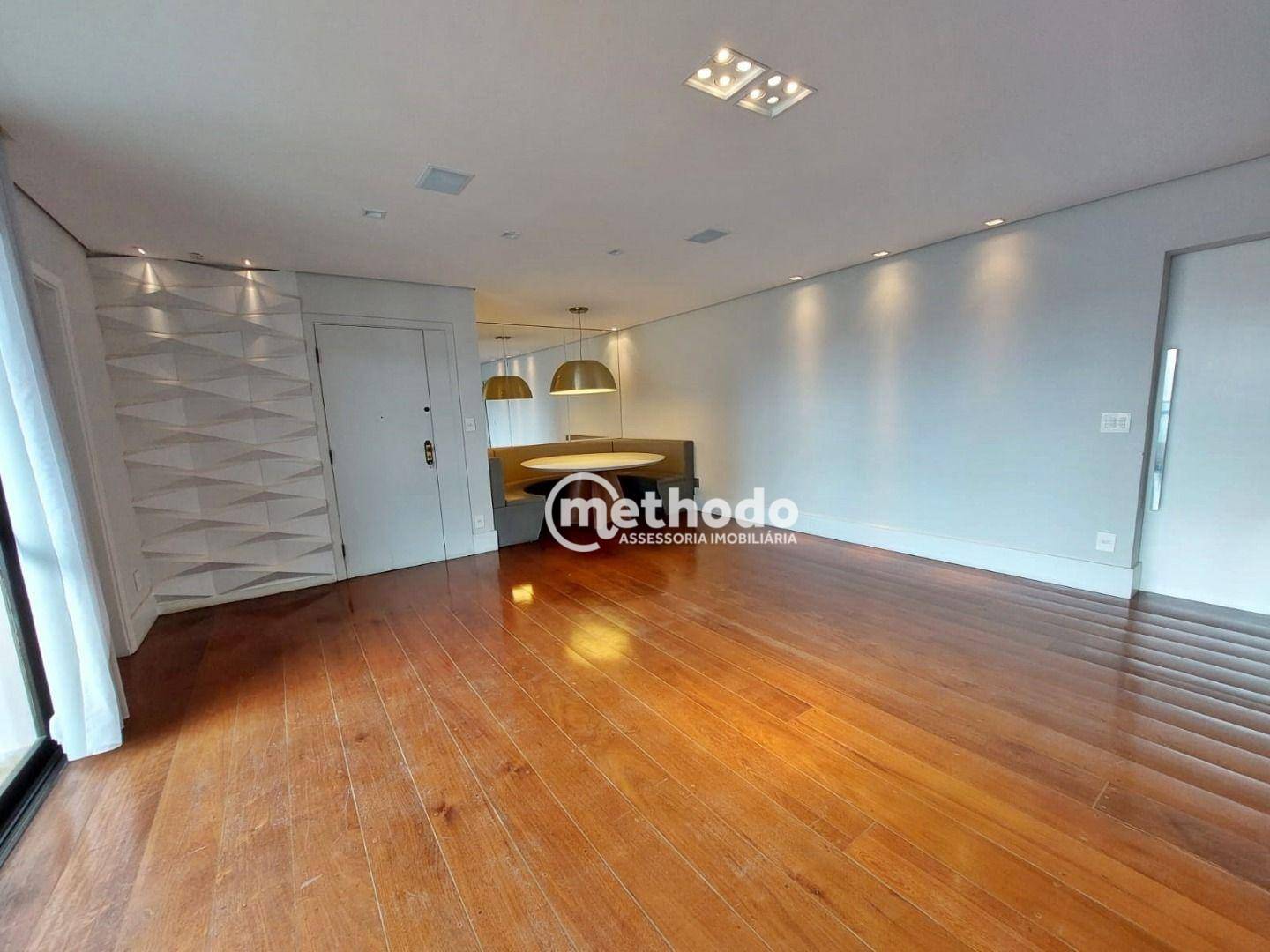 Apartamento à venda com 3 quartos, 135m² - Foto 3