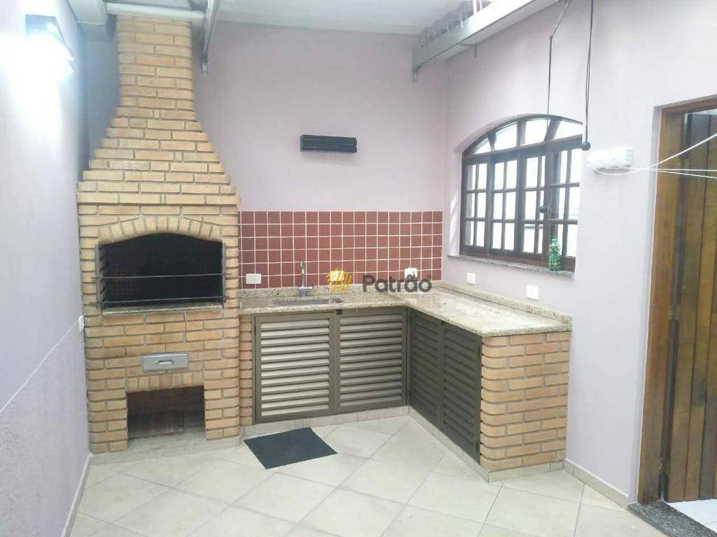 Sobrado à venda com 3 quartos, 200m² - Foto 8