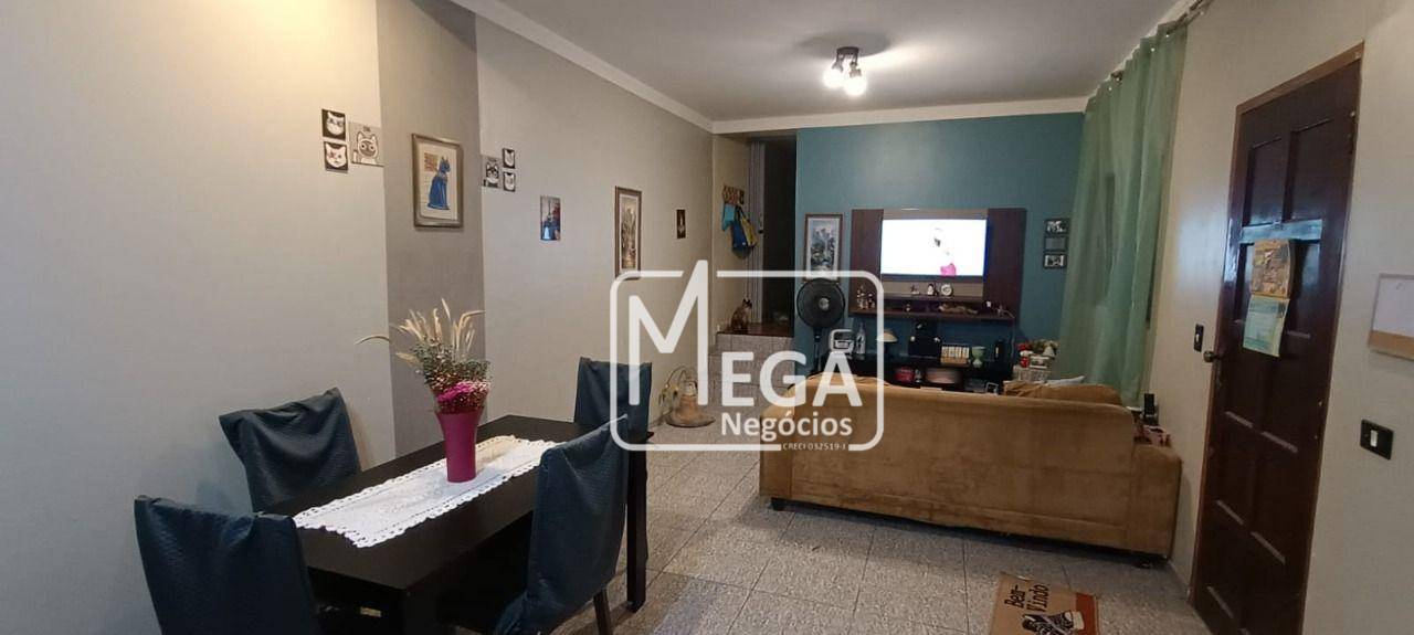 Casa à venda com 2 quartos, 163m² - Foto 1