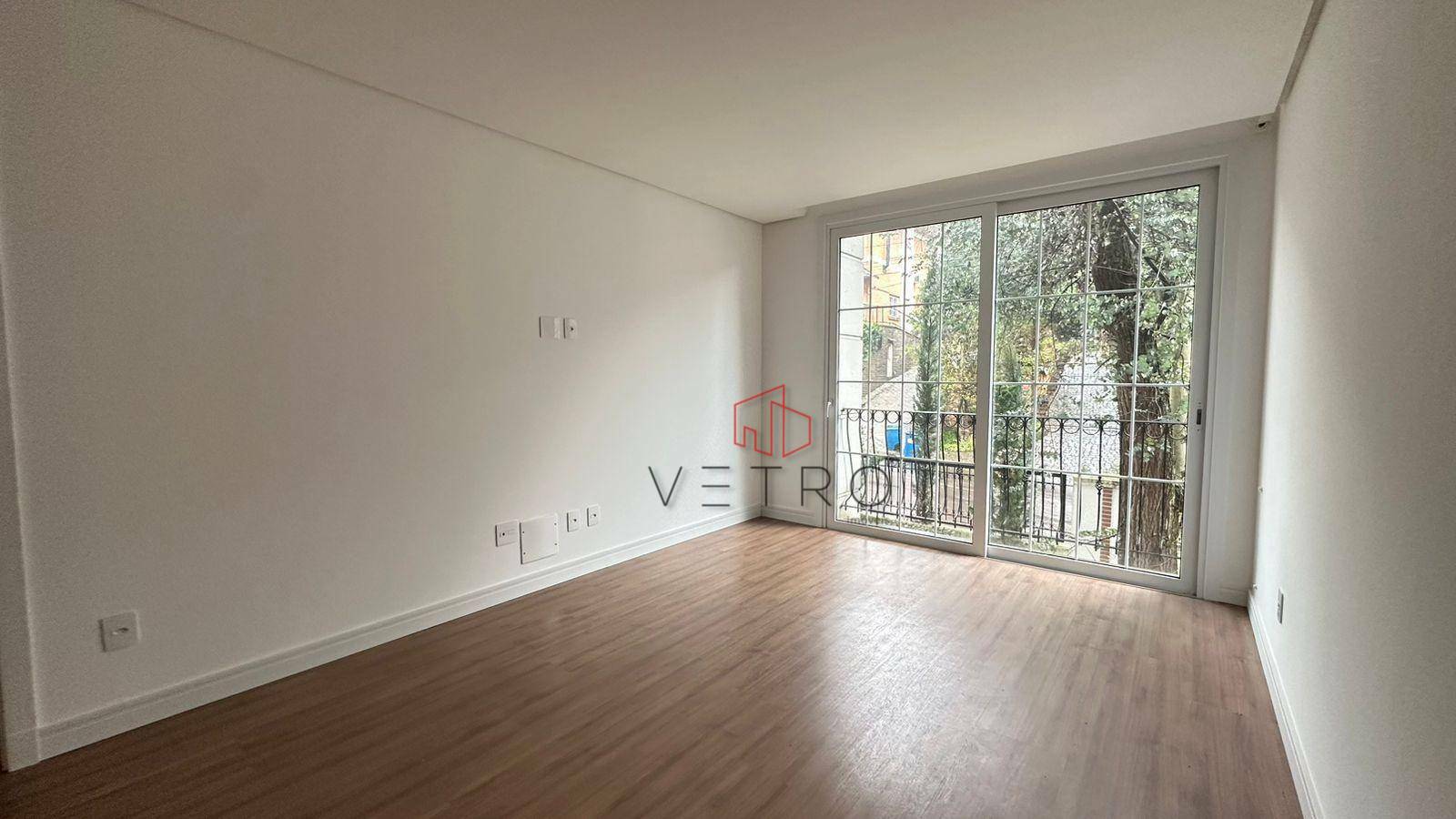 Apartamento à venda com 3 quartos, 157m² - Foto 2