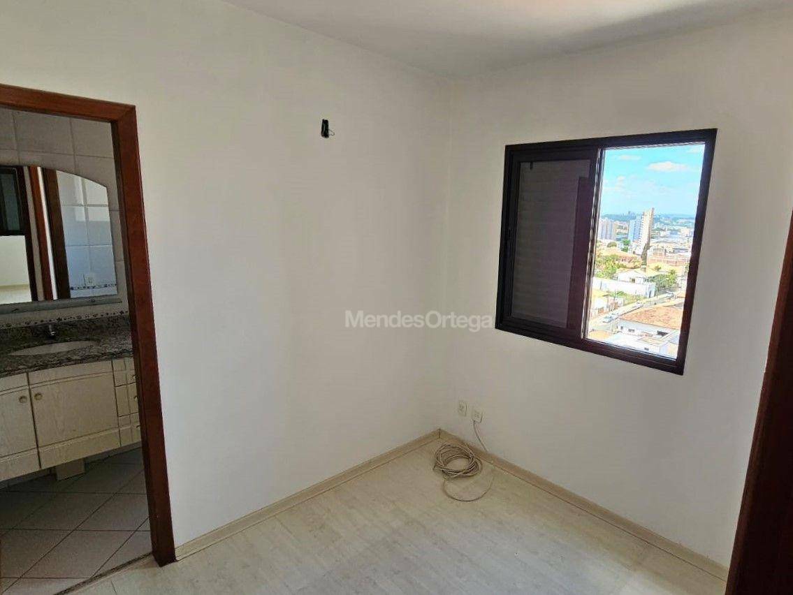 Apartamento à venda com 3 quartos, 86m² - Foto 15